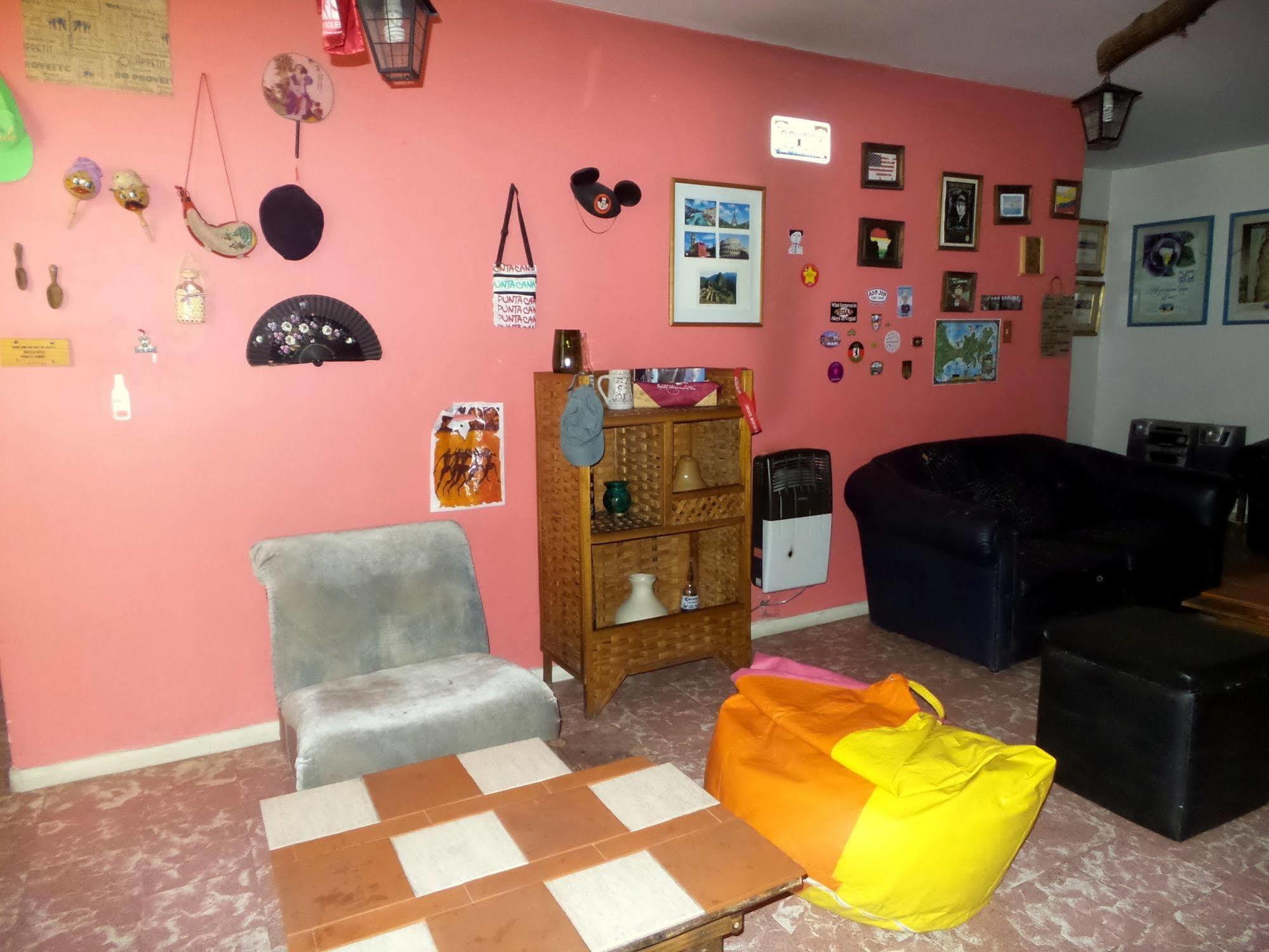 Hostel Otro Mundo Capdevila Kültér fotó