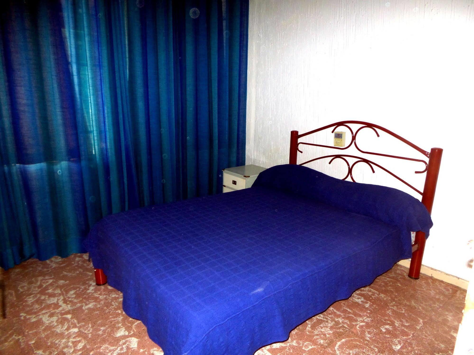 Hostel Otro Mundo Capdevila Kültér fotó