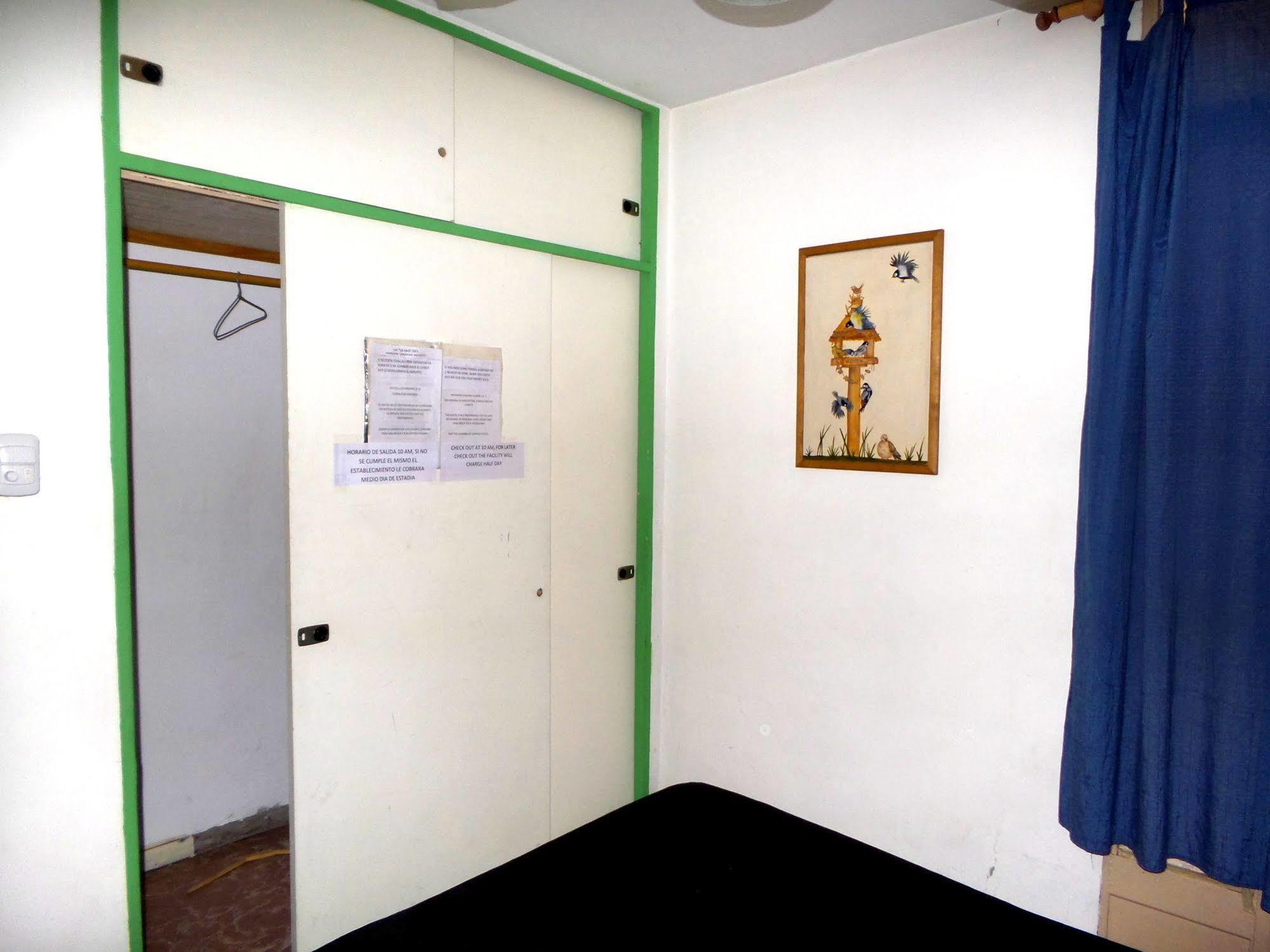 Hostel Otro Mundo Capdevila Kültér fotó